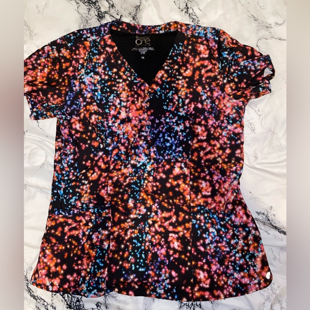 Barco One printed scrub top